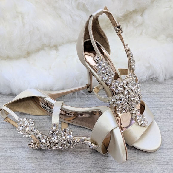 badgley mischka leah